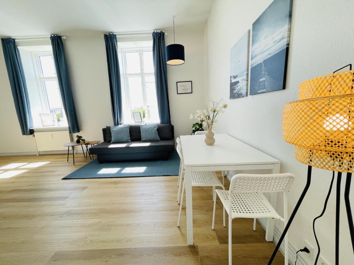 Aday - Blue Light Suite Apartment In The Center Of Hjørring Extérieur photo